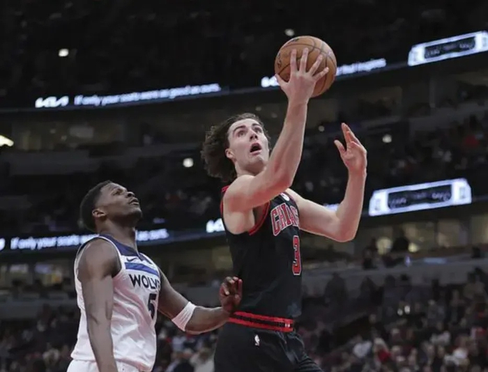 吉迪全面数据难掩短板 公牛战绩下滑成合同谈判