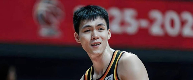 江苏新秀庞峥麟遭广东全队夹击砍20分引热议