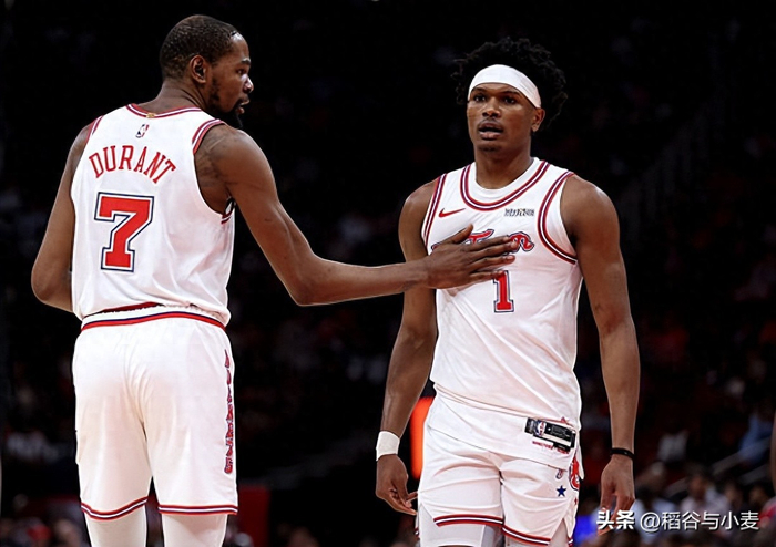 火箭力克雄鹿豪取四连胜 阿门稳定发挥助队登顶