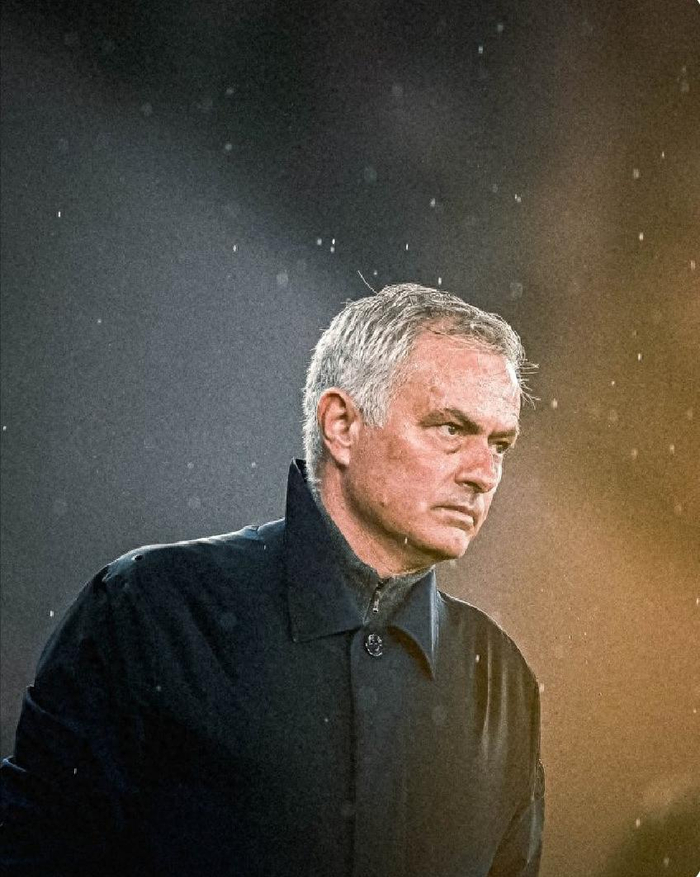 穆里尼奥三遇养老型前腰 拉法·席尔瓦引崩本菲