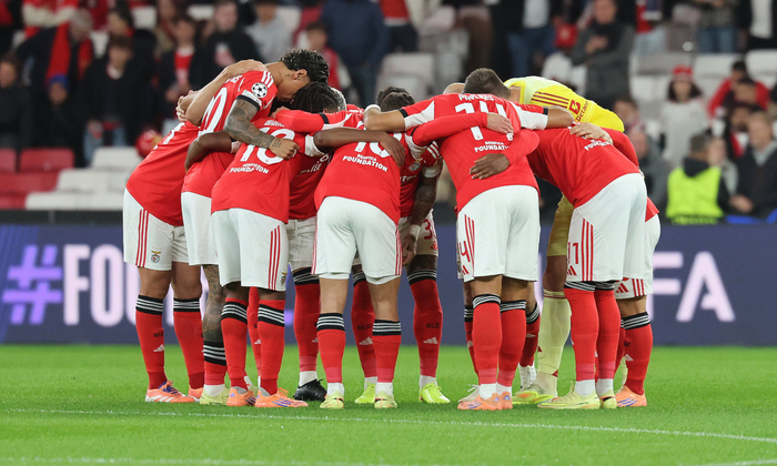 穆里尼奥三遇养老型前腰 拉法·席尔瓦引崩本菲